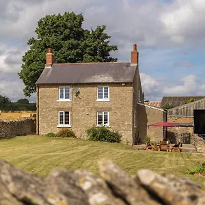 https://beautifully-appointed-farmhouse-with-stunning-view.yorkshirehotels.net
