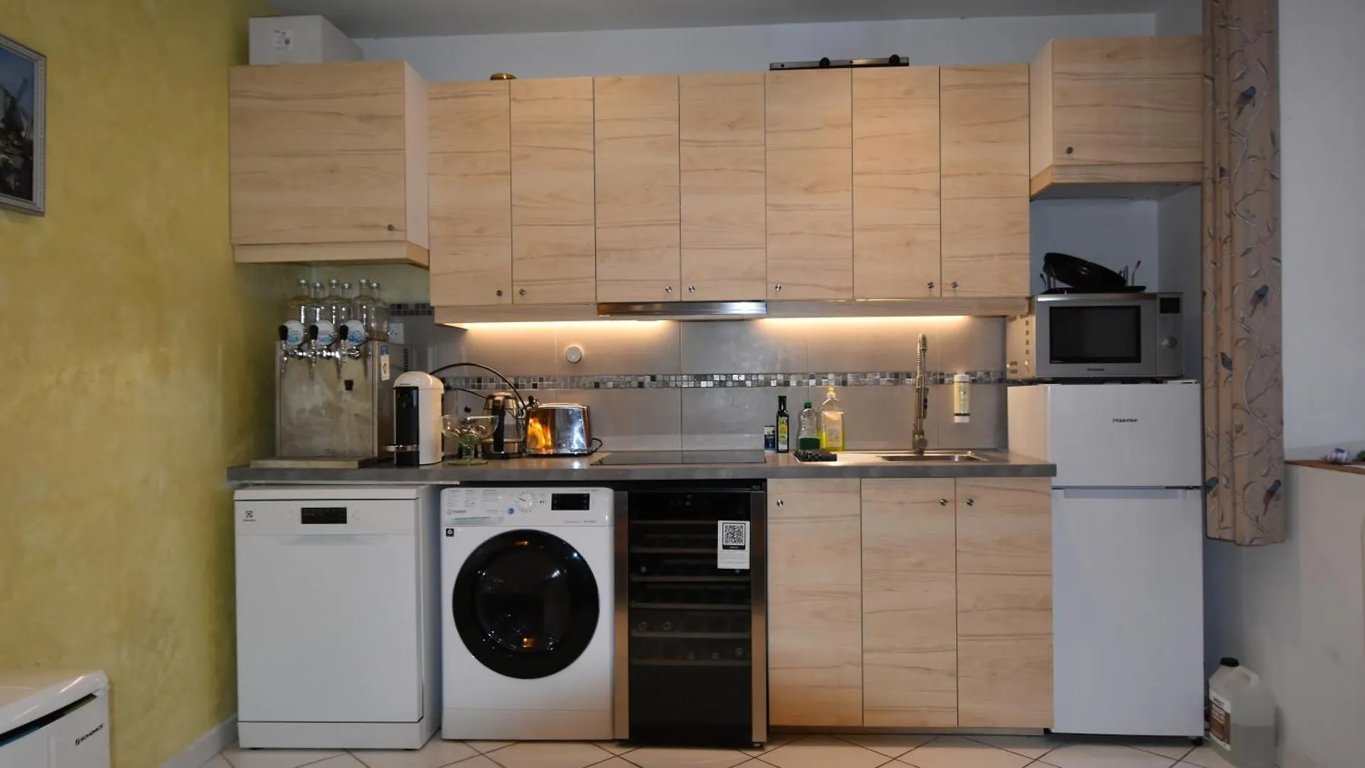 Ferienwohnung A L'Ombre Du Palais Avignon 0*,  Frankreich